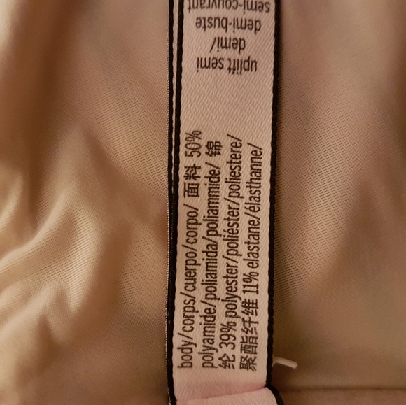 Victoria's Secret peach bra - Picture 3 of 5